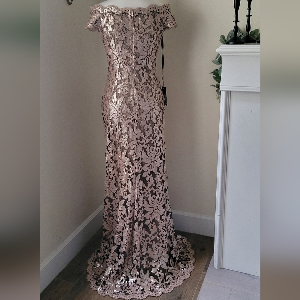 NWT Tadashi Shoji Metallic Lace Off-Shoulder Dress SZ 8 - Picture 5 of 9
